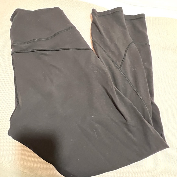 Lulu Lemon Wunder Train Leggings - Picture 3 of 3